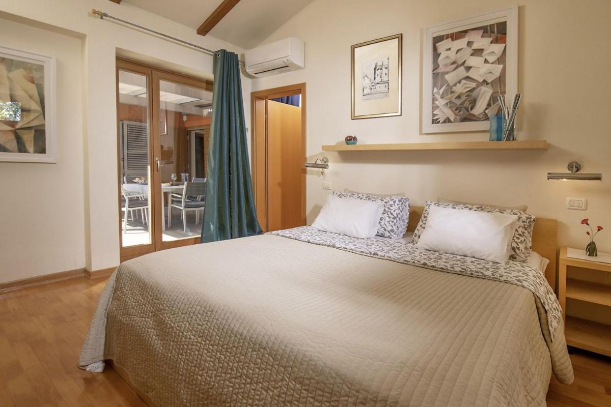 Villa Emili in Medulin - Haus für 4-5 Personen Exterior foto