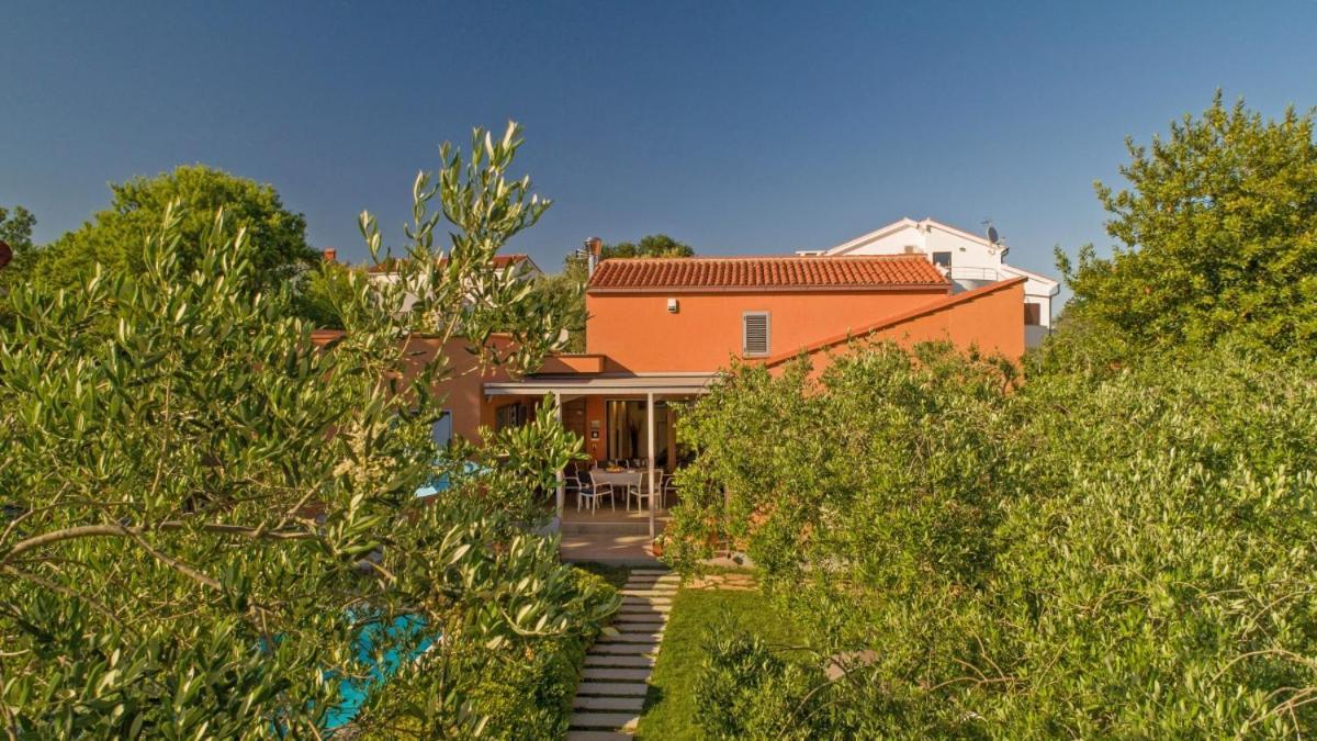 Villa Emili in Medulin - Haus für 4-5 Personen Exterior foto